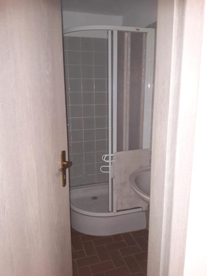 פראג Apartman V Podbabe מראה חיצוני תמונה