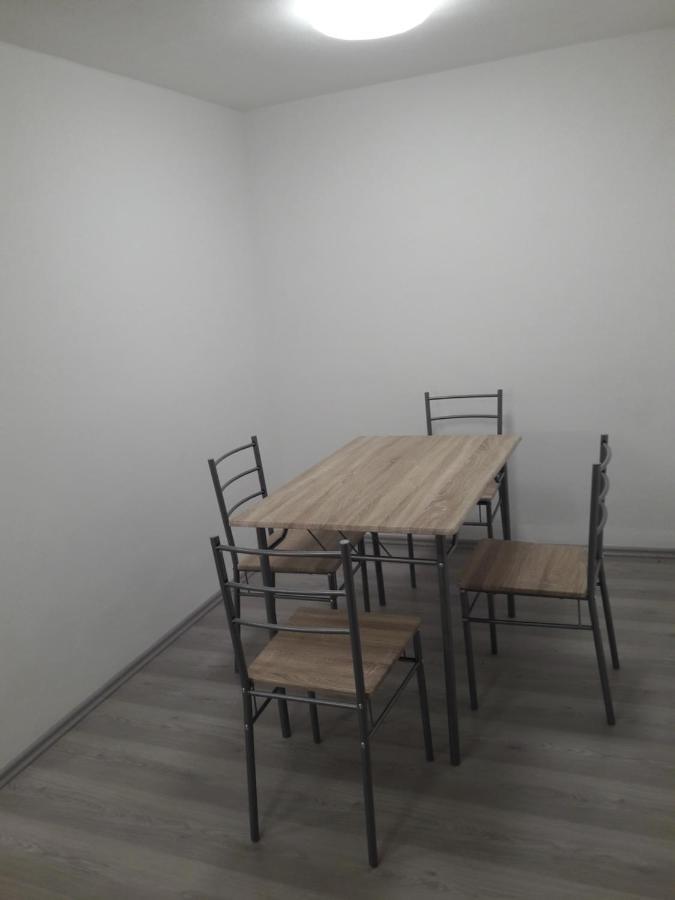 פראג Apartman V Podbabe מראה חיצוני תמונה